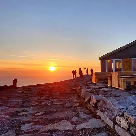 Vestkapp Microlodge. *